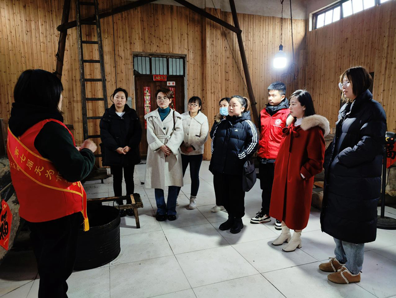 图片3.jpg 图片3.jpg